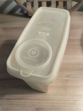 Tupperware Cereal 🥣 | Clear Plastic Food Storage Container with Snap Lid